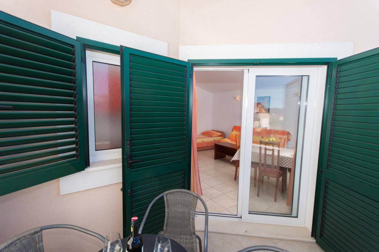 Apartments Fumija Trogir Eksteriør billede